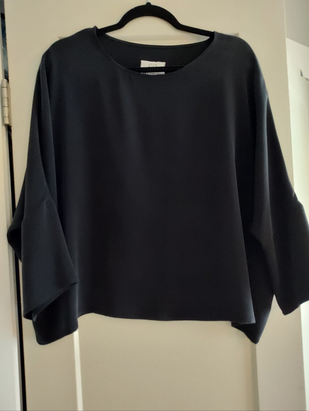 Jamie And The Jones silk T Top